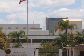 embaixada-dos-eua-republica-criticas-a-moraes-nas-redes-sociais