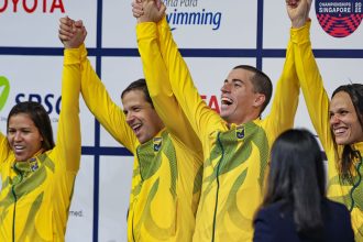 com-direito-a-recorde-mundial,-brasil-brilha-no-mundial-de-natacao