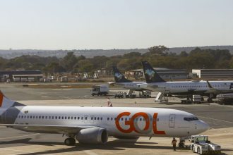 gol-e-azul-encerram-acordo-de-cooperacao-comercial