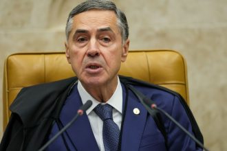 barroso-diz-que-stf-deve-avaliar-reacao-contra-sancoes-dos-eua