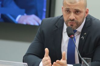 moraes-autoriza-progressao-de-daniel-silveira-para-regime-aberto