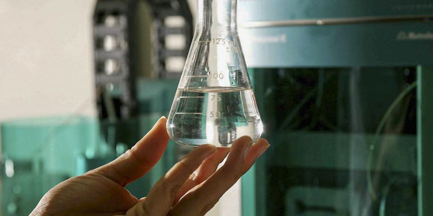 intoxicacao-por-metanol-e-diferente-do-abuso-de-alcool;-veja-os-sinais