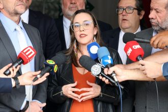 presidenta-do-psol-tem-visto-cancelado-pelos-estados-unidos