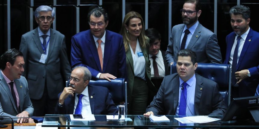 senado-aprova-projeto-que-proibe-emprestimo-consignado-nao-autorizado