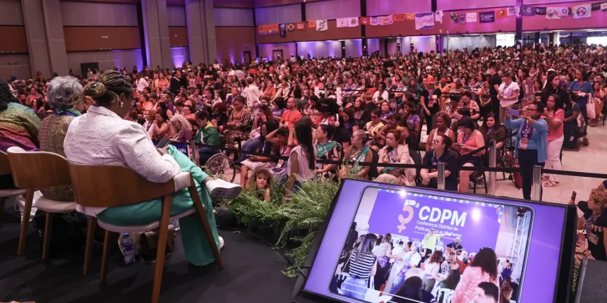 brasilia:-conferencistas-exigem-politicas-para-todas-as-“mulheridades”