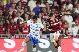 campeonato-brasileiro:-flamengo-e-cruzeiro-empatam-em-maracana-lotado
