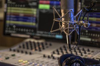 hoje-e-dia:-radioagencia-nacional,-mulheres-e-john-lennon-em-destaque