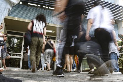 cnu-2025:-mais-de-760-mil-candidatos-fazem-as-provas-objetivas-hoje