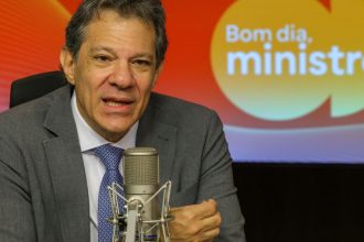 tarifaco-prejudicou-mais-que-beneficiou-populacao-dos-eua,-diz-haddad