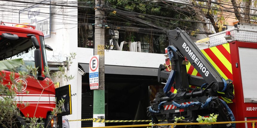 bombeiros-descartam-explosao-antes-de-desabamento-em-restaurante-em-sp