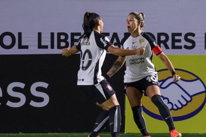 libertadores-feminina:-corinthians-vence-santa-fe-e-se-classifica