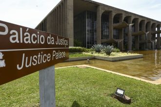 ministerio-diz-ao-stf-que-ja-tomou-medidas-para-intimar-figueiredo
