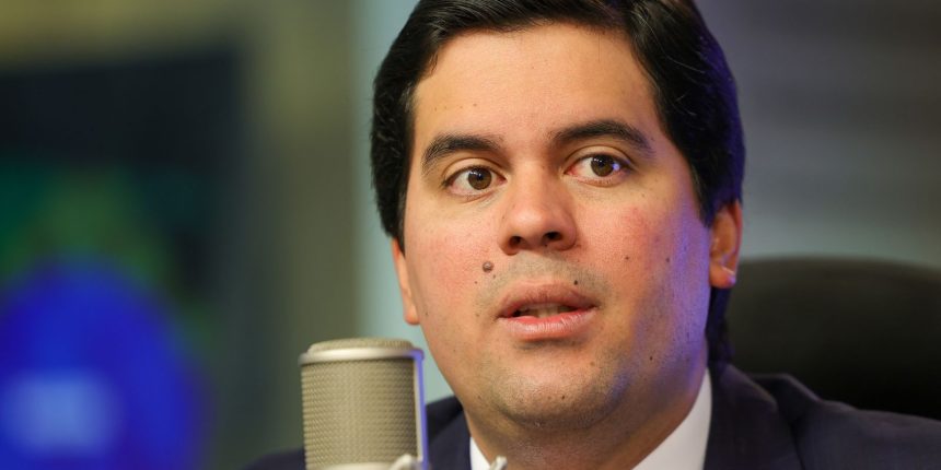 partidos-punem-ministros-do-esporte-e-turismo-por-desobediencia