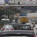 carro-e-o-principal-meio-de-transporte-para-o-trabalho,-diz-censo