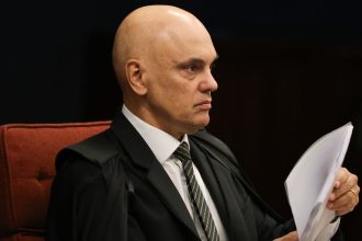 moraes-destitui-advogados-de-dois-reus-do-nucleo-2-da-trama-golpista