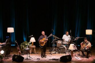 nelson-faria-apresenta-classicos-do-cancioneiro-nacional-na-tv-brasil