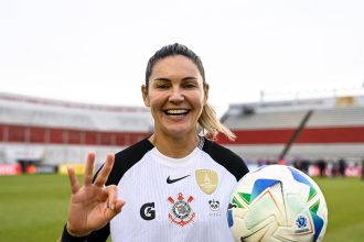 corinthians-goleia-boca-juniors-e-vai-a-semi-da-libertadores-feminina