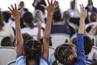 mais-brincadeira,-menos-tela:-confira-dicas-para-uma-infancia-saudavel