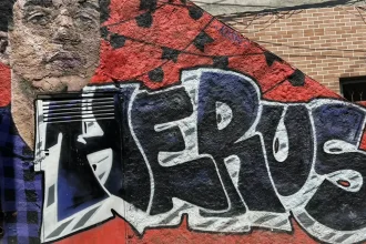 jovem-morto-no-morro-santo-amaro-e-lembrado-em-memorial