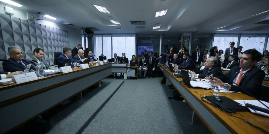 dino-autoriza-silencio-de-presidente-de-sindicato-na-cpmi-do-inss