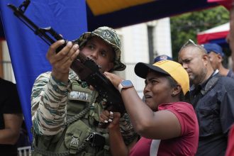 um-‘iraque’-na-america-latina?-a-estrategia-da-venezuela-para-dissuadir-um-ataque-dos-eua