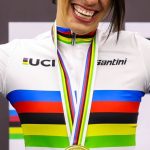 sabrina-custodia-e-ouro-e-1a-recordista-mundial-de-paraciclismo-no-rj