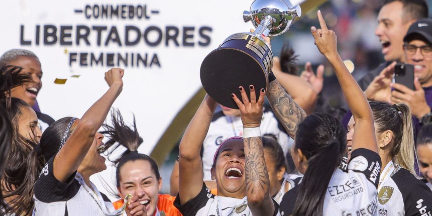 libertadores:-corinthians-faz-historia-com-tricampeonato-consecutivo