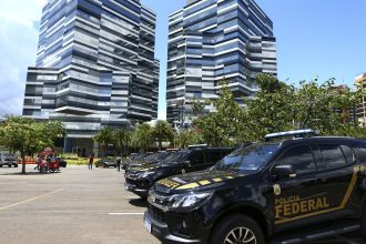 pf-quer-investigar-entrada-de-ex-assessor-de-bolsonaro-nos-eua