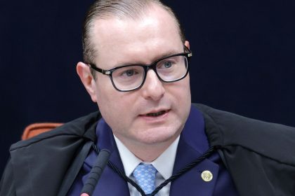 golpe:-zanin-vota-e-soma-2-votos-para-condenar-nucleo-de-desinformacao