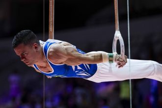 caio-souza-fica-no-top-10-do-individual-geral-do-mundial-de-ginastica
