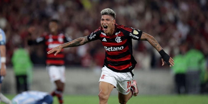 carrascal-decide-e-flamengo-fica-em-vantagem-na-semi-da-libertadores