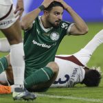 palmeiras-sente-altitude-de-quito,-joga-mal-e-perde-de-3-a-0-para-ldu