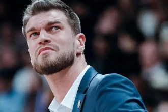 tiago-splitter-e-o-novo-tecnico-do-portand-trail-blazers,-time-da-nba