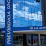 dino-vota-para-anular-regra-que-reduziu-aposentadoria-por-invalidez