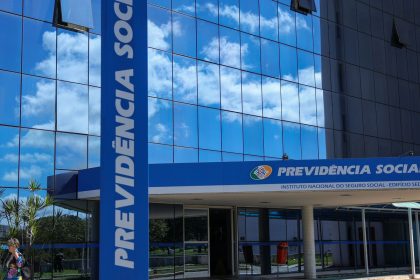 dino-vota-para-anular-regra-que-reduziu-aposentadoria-por-invalidez