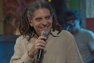 marcos-sacramento-reverencia-bambas-do-estacio-no-samba-na-gamboa