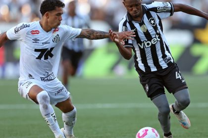 botafogo-fica-duas-vezes-a-frente,-mas-cede-empate-ao-santos-no-rio