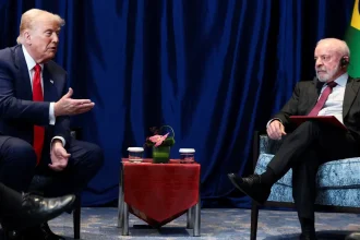 trump-parabeniza-lula-e-diz-que-negociacoes-com-brasil-prosseguem