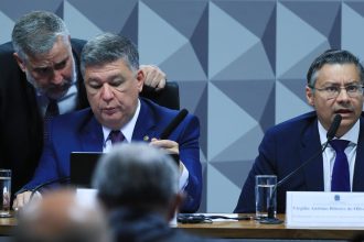 ex-procurador-do-inss-nao-responde-perguntas-do-relator-na-cpmi