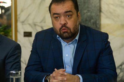 castro-quer-transferir-10-detentos-do-rio-para-presidios-federais