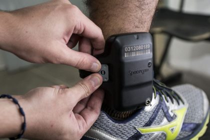 filipe-martins-alega-falha-involuntaria-no-sinal-da-tornozeleira 