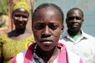 cultura-ou-crueldade:-a-comunidade-internacional-pode-acabar-com-a-mutilacao-genital-feminina?