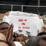 moradores-de-favelas-protestam-no-rio-apos-megaoperacao-com-121-mortos