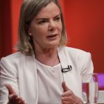 gleisi-diz-que-politicos-de-direita-querem-eua-intervindo-no-brasil