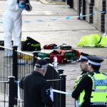 ataque-a-trem-em-cambridge-deixa-nove-pessoas-em-estado-grave