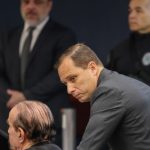 mauro-cid-passa-por-audiencia-no-stf-e-retira-tornozeleira-eletronica