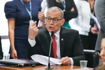 senador-fabiano-contarato-vai-presidir-cpi-do-crime-organizado
