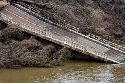 cidades-precisam-de-ajuda-para-enfrentar-crise-climatica,-diz-ministro