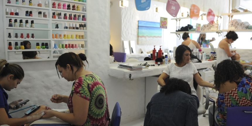 anvisa-proibe-duas-substancias-utilizadas-em-unhas-em-gel