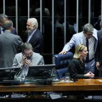 lula-deve-sancionar-isencao-do-ir-ate-dia-11,-diz-gleisi